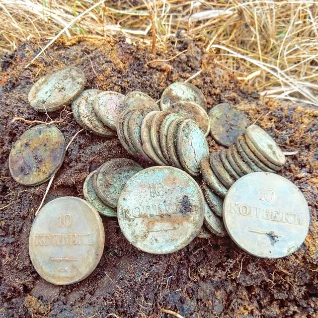 #metaldetecting #mydigworld #treasure #dirtfishing #hobbydetecting".