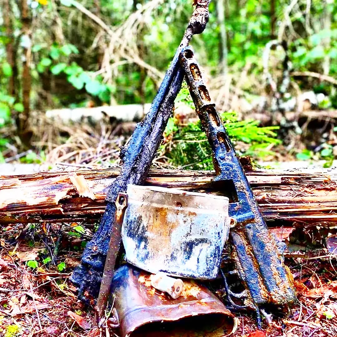 🤯🪖💥WW2 STUFF💥🪖🤯 #metaldetecting #mydigworld #ww2 #dirtfishing #hobbydetecting